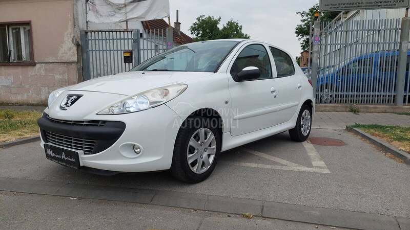 Peugeot 206 plus 1.1