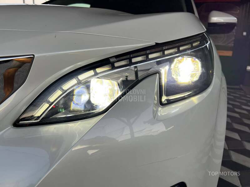 Peugeot 3008 2.0 ALLURE PERLA