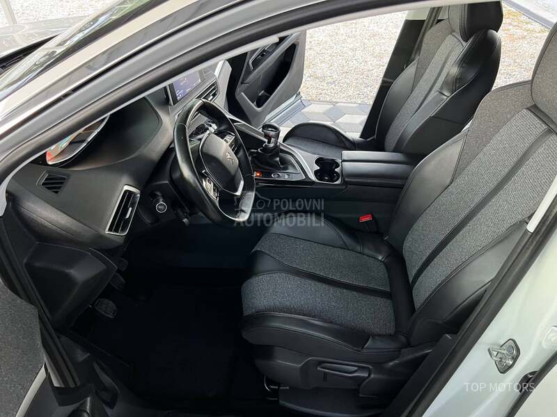Peugeot 3008 2.0 ALLURE PERLA