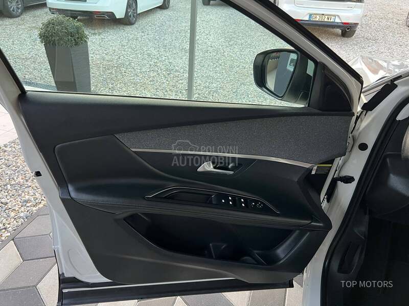 Peugeot 3008 2.0 ALLURE PERLA