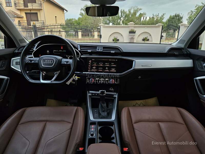 Audi Q3 2.0/SB/BusinesDakota