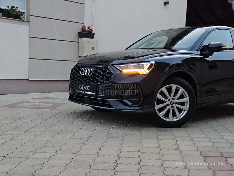 Audi Q3 2.0/SB/BusinesDakota