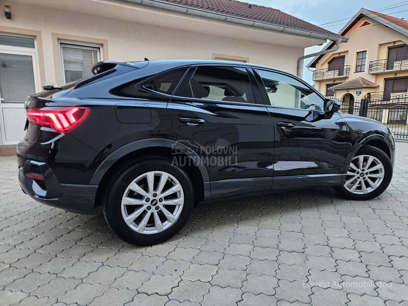 Audi Q3 2.0/SB/BusinesDakota