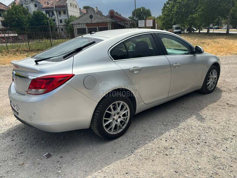 Opel Insignia 2.0cdti