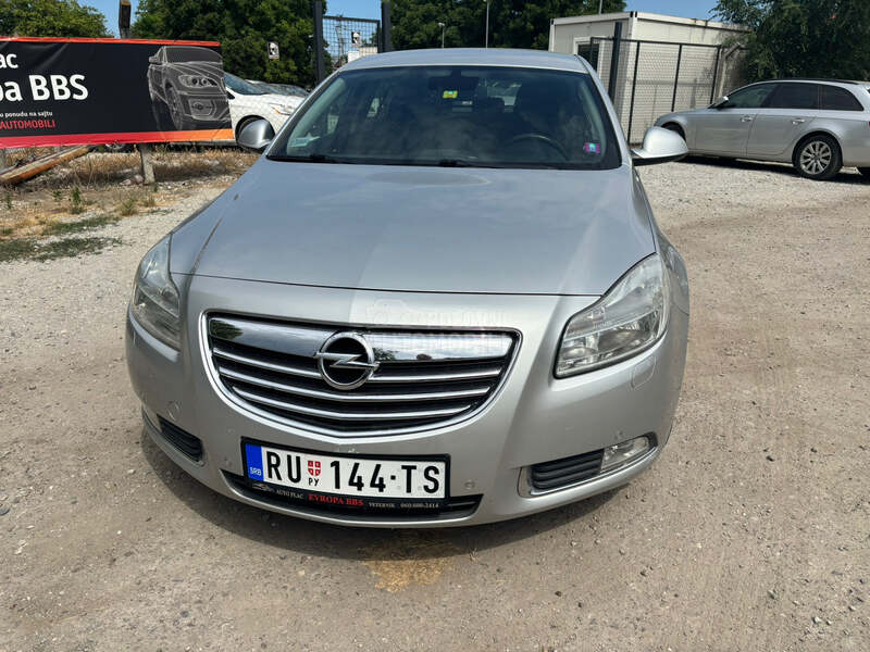 Opel Insignia 2.0cdti