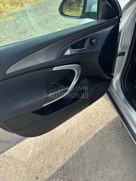 Opel Insignia 2.0cdti