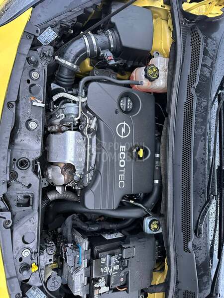 Opel Corsa E 1.0T CH