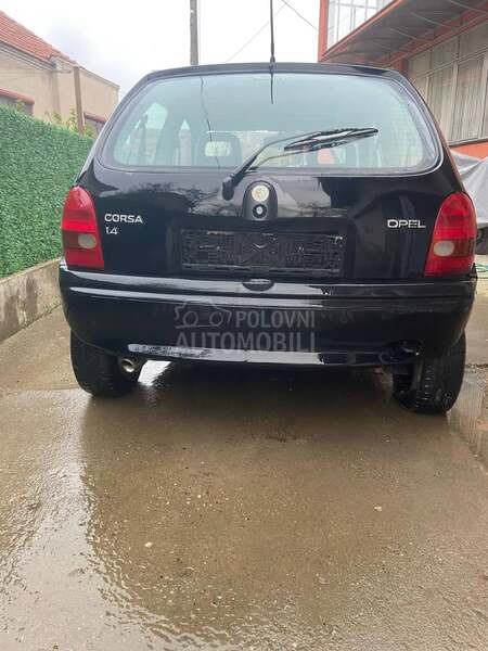 Opel Corsa B 1.4