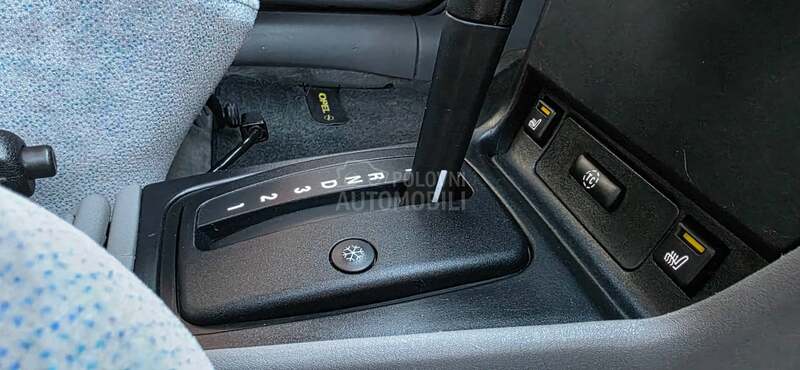 Opel Vectra A Buduci Klasici