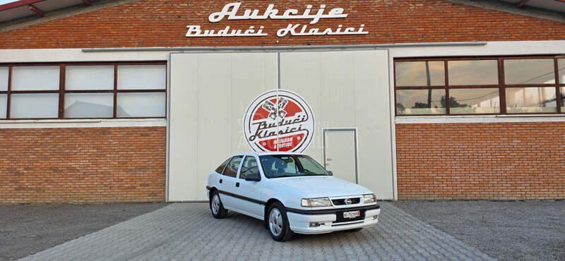 Opel Vectra A Buduci Klasici
