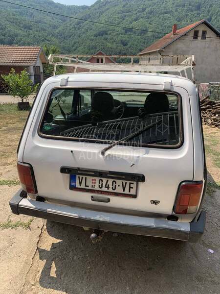 Lada Niva 