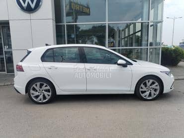 Volkswagen Golf 8 Life 1.5 eTSI DSG