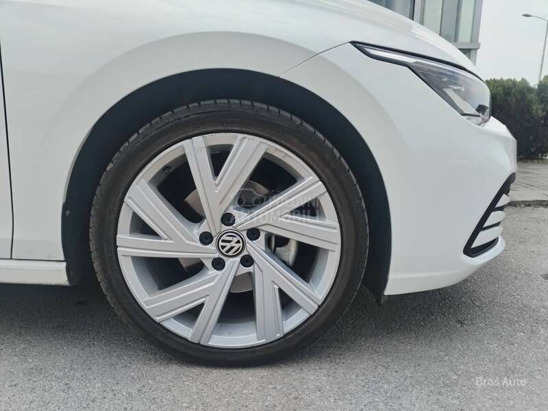 Volkswagen Golf 8 