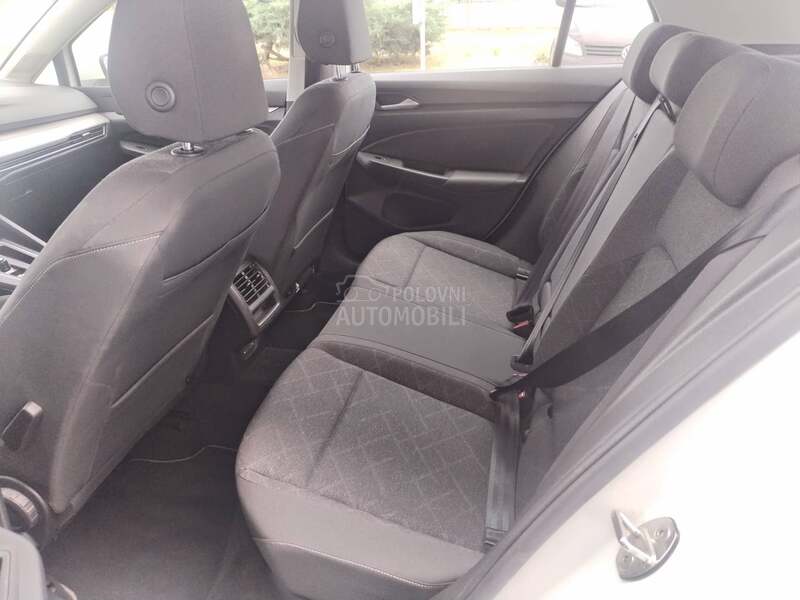 Volkswagen Golf 8 