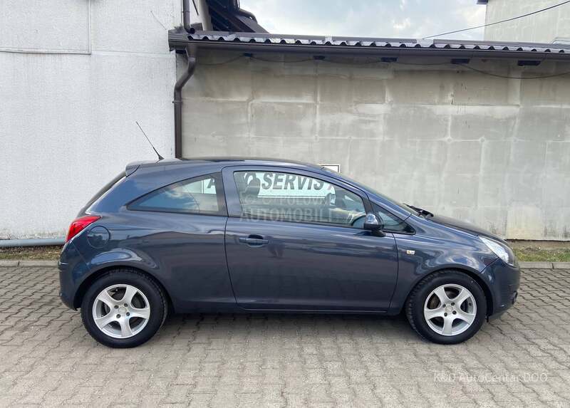 Opel Corsa D 1.4  V.s.e.r.v.i.s.