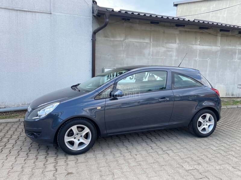 Opel Corsa D 1.4  V.s.e.r.v.i.s.