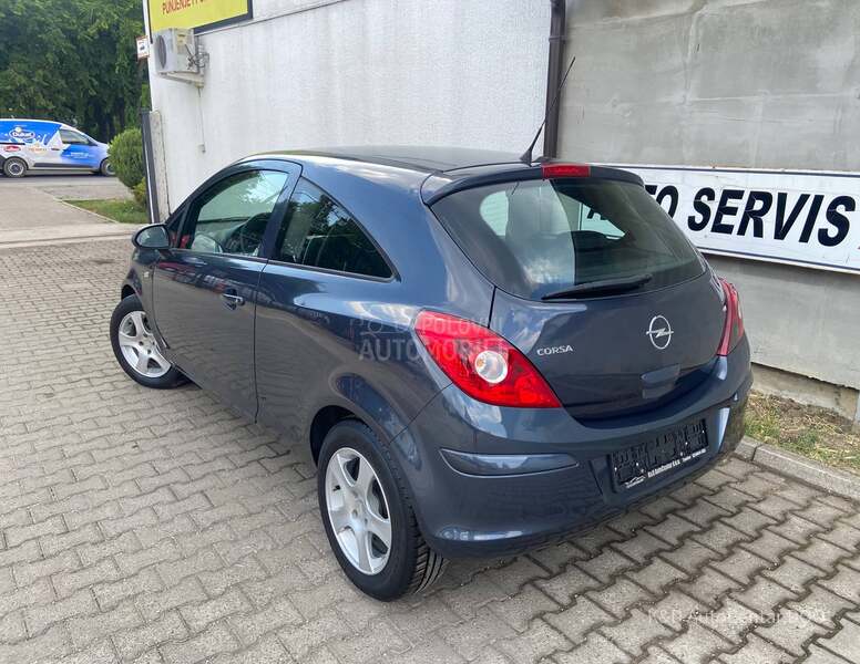 Opel Corsa D 1.4  V.s.e.r.v.i.s.