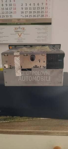 Auto radio