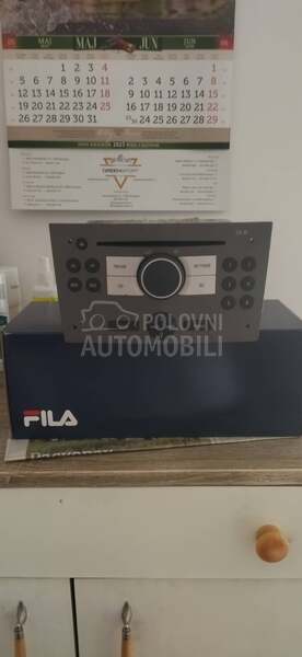 Auto radio
