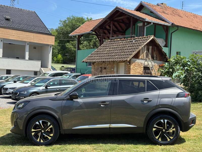 Peugeot 2008 ALLURE RESTYLE