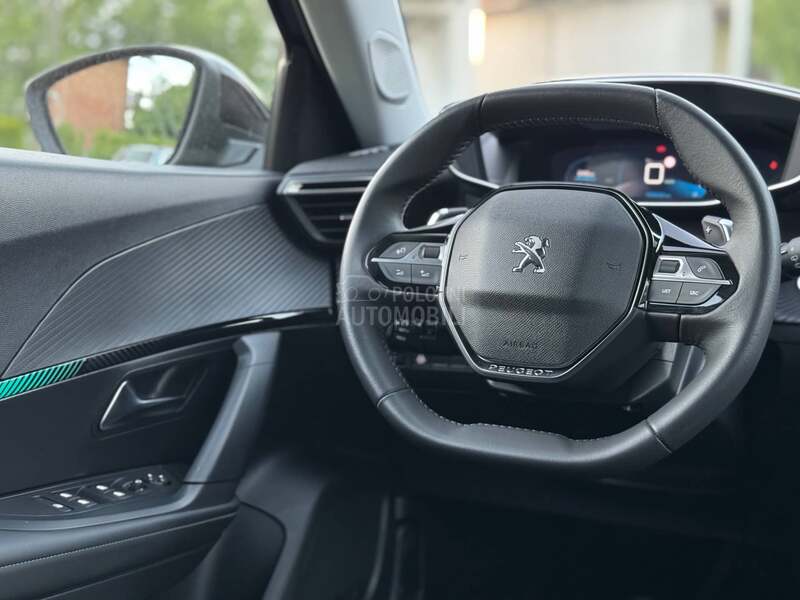 Peugeot 2008 ALLURE RESTYLE