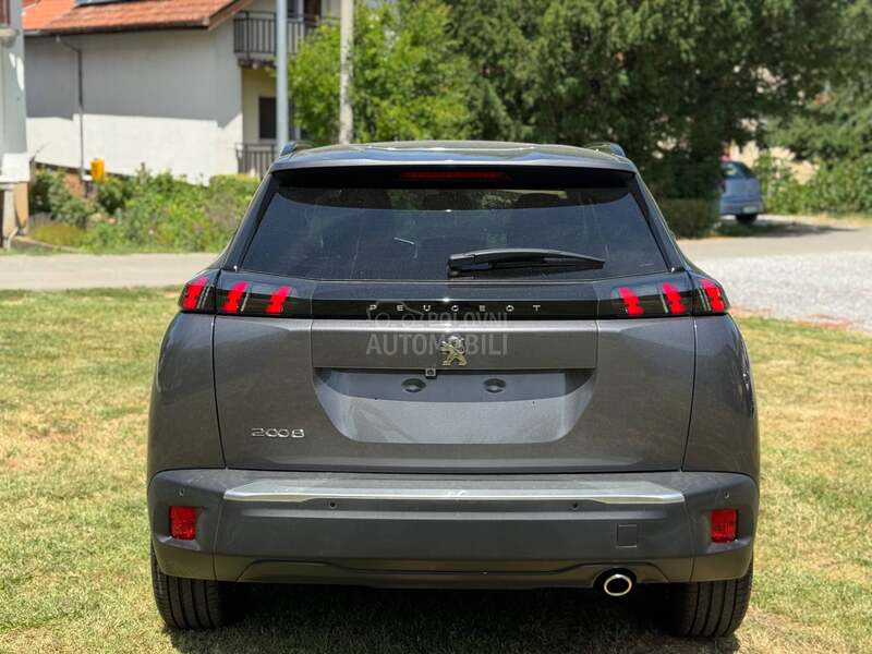 Peugeot 2008 ALLURE RESTYLE