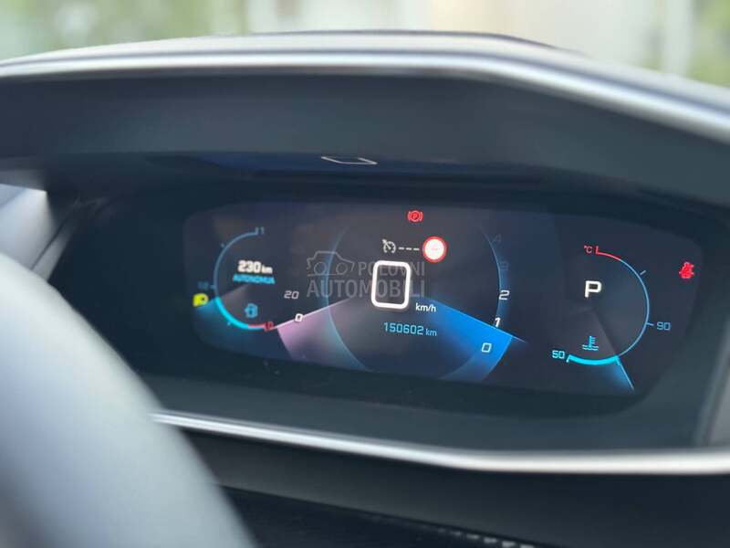 Peugeot 2008 ALLURE RESTYLE