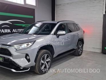 Toyota RAV 4 AWD Plug-in