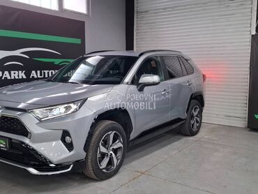 Toyota RAV 4 AWD Plug-in
