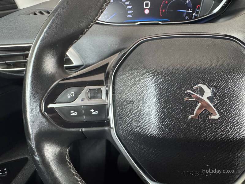 Peugeot 3008 1.5BlueHDI Active