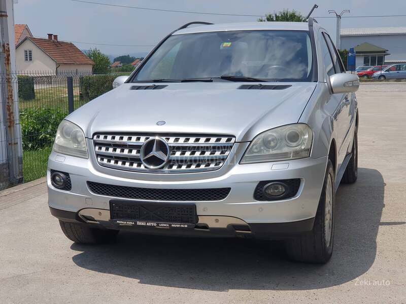 Mercedes Benz ML 320 CDI      CH