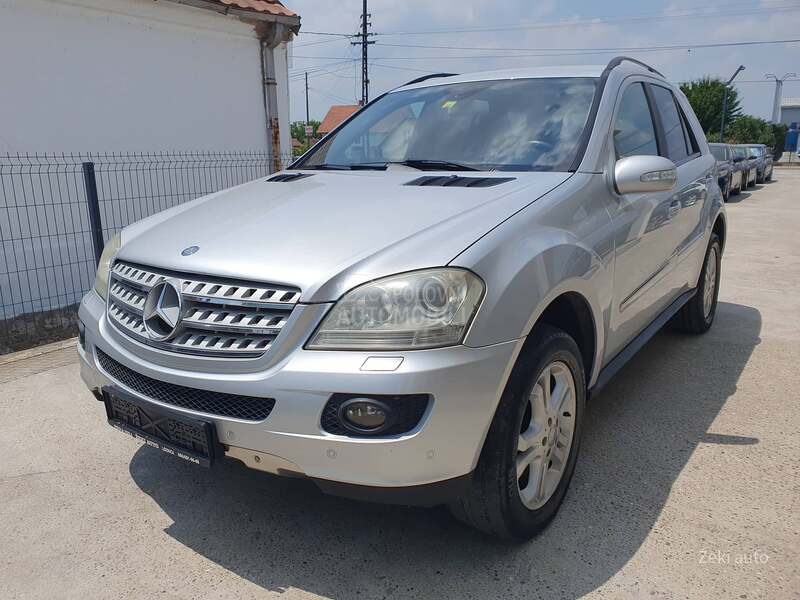 Mercedes Benz ML 320 CDI      CH