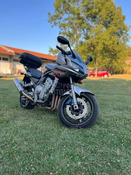 Yamaha FAZER 1000