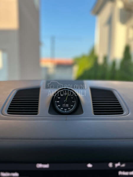Porsche Cayenne Coupe E-Hybrid