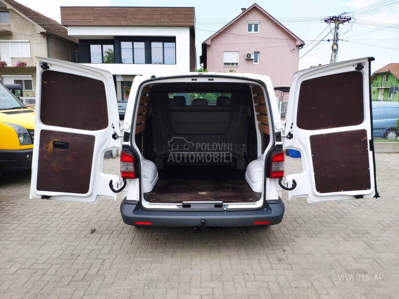 Volkswagen Transporter T5 5 SEDISTA