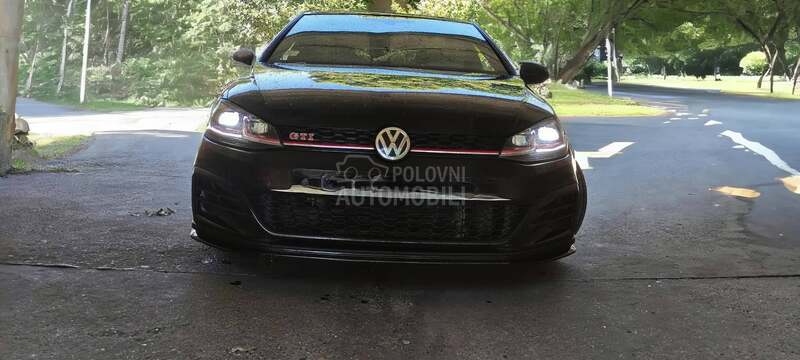 Volkswagen Golf 7 GTI TCR LIMITED