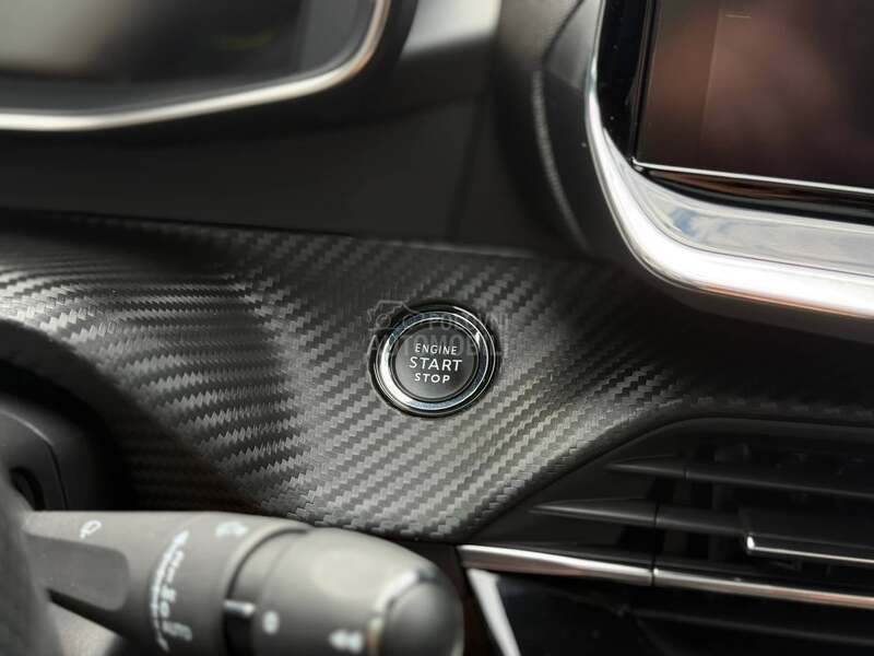 Peugeot 208 GT/Pano/Auto/Kamera