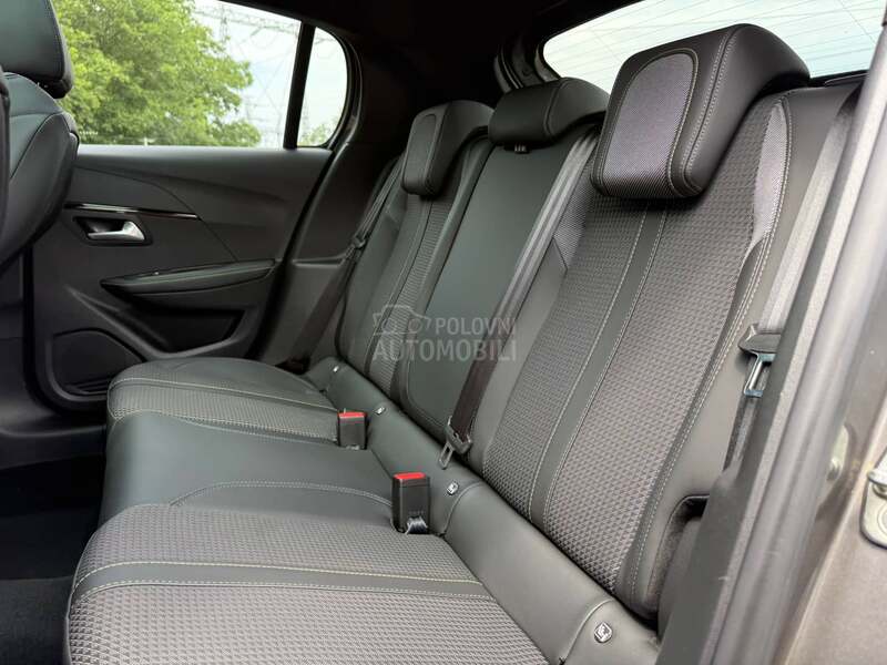 Peugeot 208 GT/Pano/Auto/Kamera