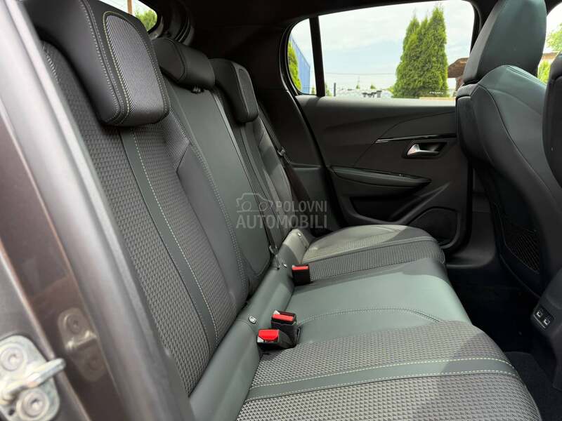Peugeot 208 GT/Pano/Auto/Kamera