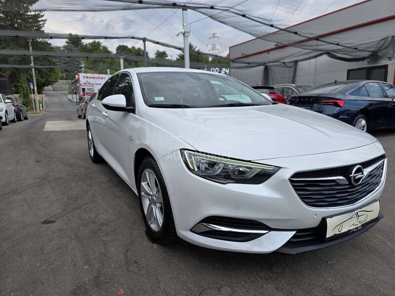 Opel Insignia 2.0 DTH AT8 INNOV
