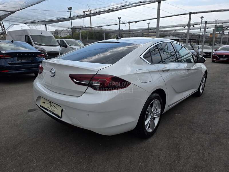 Opel Insignia 2.0 DTH AT8 INNOV