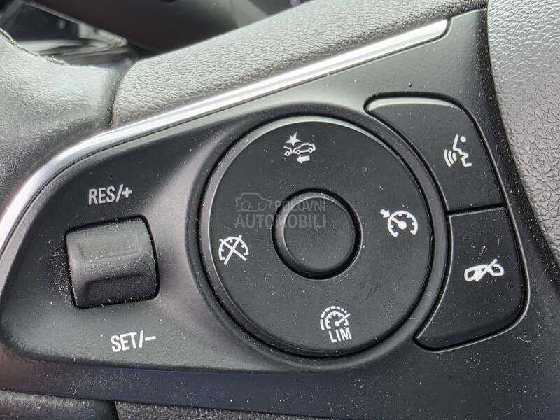 Opel Insignia 2.0 DTH AT8 INNOV