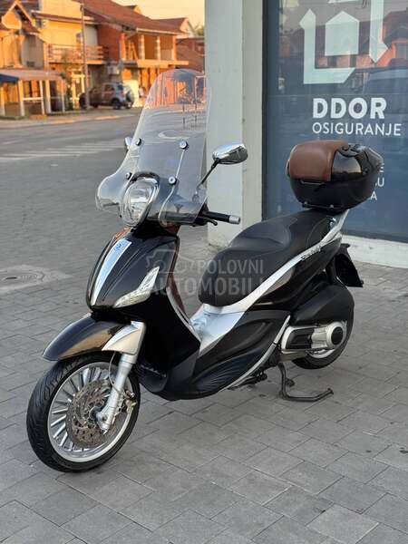Piaggio Beverly 300 IE
