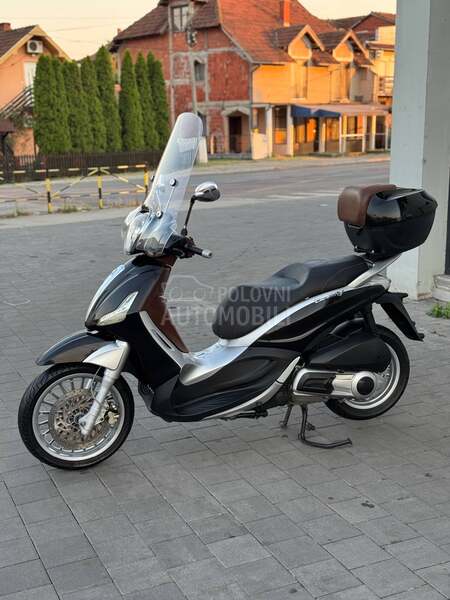 Piaggio Beverly 300 IE