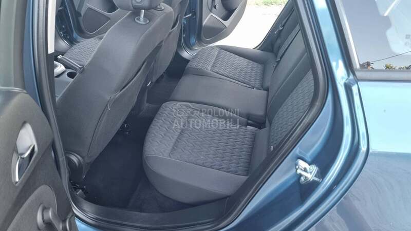 Opel Astra J N.A.V.I