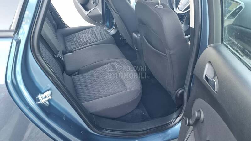 Opel Astra J N.A.V.I