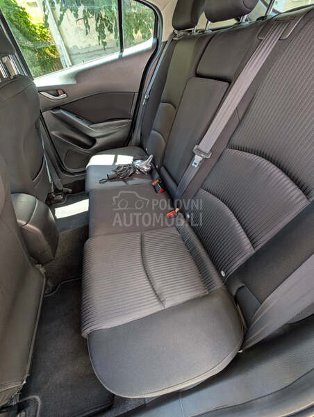 Mazda 3 1.5 skyactive