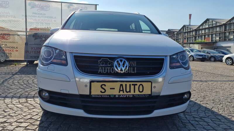 Volkswagen Touran 