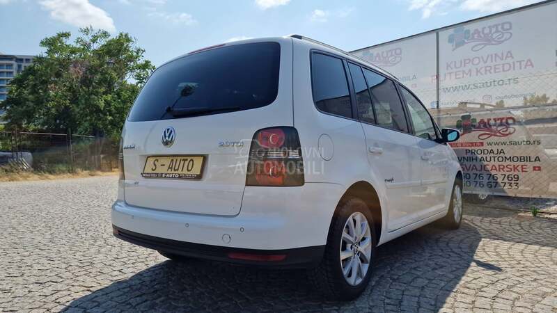 Volkswagen Touran 