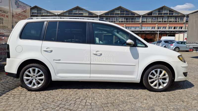 Volkswagen Touran 